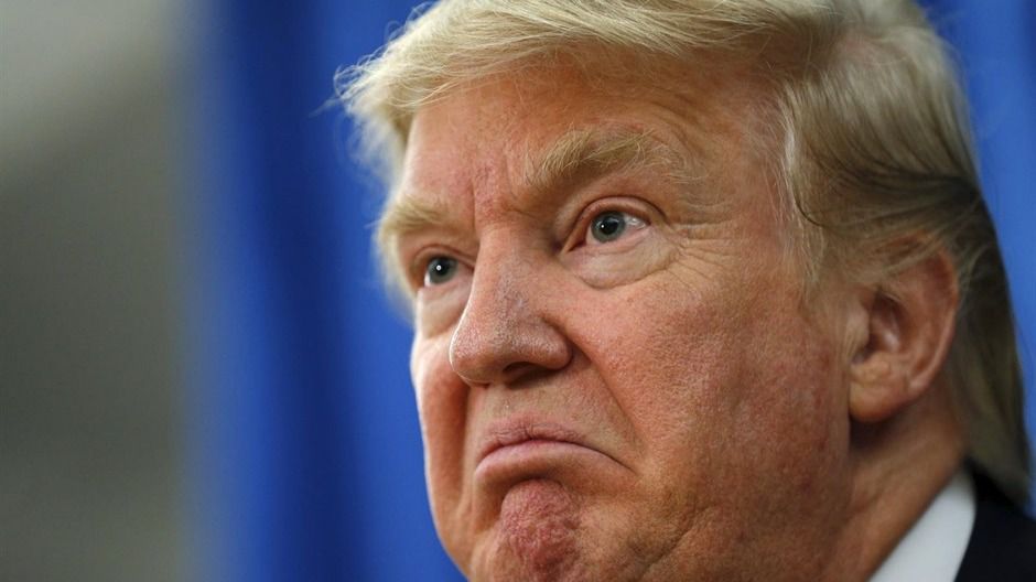 Trump pasa de reírse del coronavirus a suspender "todos los viajes desde Europa" a EEUU
