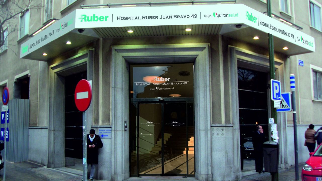 Oleada de críticas a Carmen Calvo por ingresar en la Ruber alegando el convenio con Muface