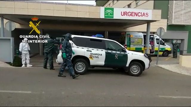 La Guardia Civil detiene a un enfermo de coronavirus que huyó del hospital de La Paz