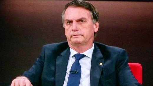 El negacionista Bolsonaro pasa de llamar 