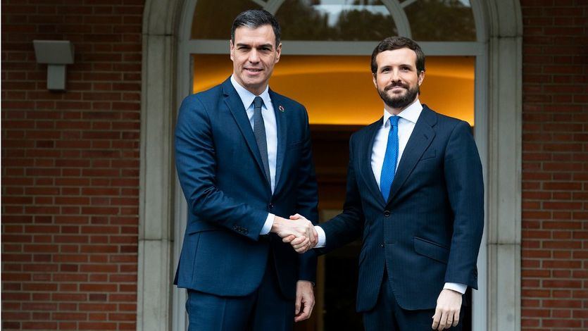 Sánchez y Casado se ponen de acuerdo para hacer pactos de Estado pero bajo supervisión parlamentaria