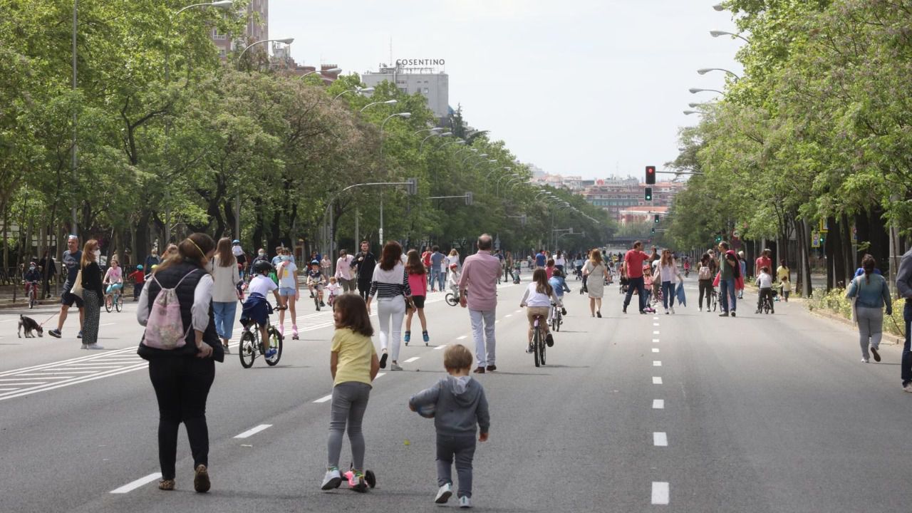 Comienza la fase 1 de la desescalada en media España: éstas son las restricciones que se quedan atrás