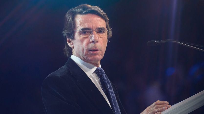 Aznar vuelve a la carga: 'Estamos en manos de un irresponsable acompañado por chavistas, comunistas y separatistas'