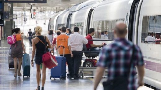 Renfe, elegida empresa más comprometida en el transporte de viajeros durante la pandemia del coronavirus