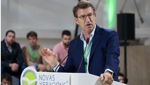 Feijóo renovará sin problemas su mayoría absoluta según el CIS, con Vox fuera del Parlamento gallego