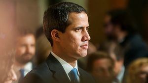 Guaidó acusa a Zapatero de aliarse con el "usurpador" Maduro por reclamar elecciones en Venezuela