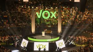 Vox denuncia que Correos ha "secuestrado" sus sobres para las elecciones vascas y gallegas