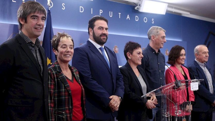 El PSOE volvió a hacer un regate con la derogación de la reforma laboral: aprueba una enmienda de Bildu y luego se retira