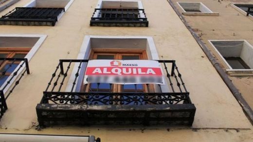Los españoles tienen que destinar el 40% de su salario para el pago del alquiler