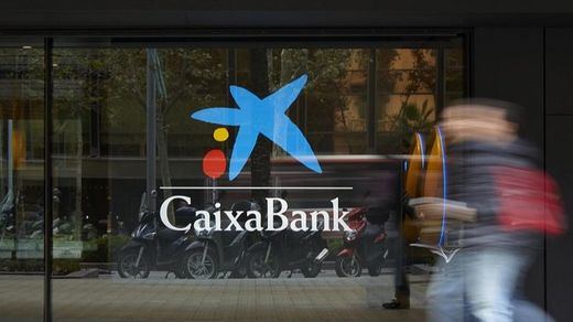 CaixaBank obtiene un beneficio de 205 millones tras provisionar 1.155 millones por la pandemia