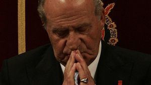 Don Juan Carlos: "Esto es un paréntesis, no unas vacaciones... abrazos a todos"