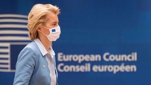 La Unión Europea se asegura vacunas para todos sus países miembros y también a otros socios mundiales