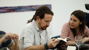 Pablo Iglesias e Irene Montero suspenden sus vacaciones en Asturias