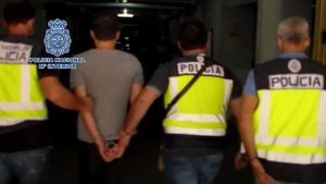 La Policía Nacional detiene a un negacionista de la pandemia de covid-19