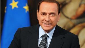 Berlusconi, ingresado en "fase delicada" por coronavirus