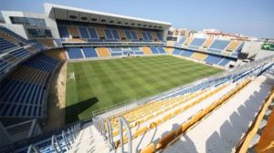 Franco y Abascal, favoritos para dar nuevo nombre al estadio del Cádiz