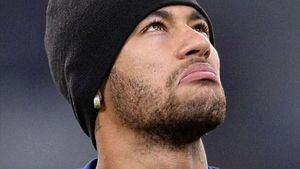 Neymar, suspendido 2 partidos, pero su acusación de racismo será investigada