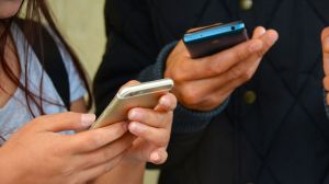 La polémica por la noticia sobre que el Gobierno podría intervenir Whatsapp y otras apps de mensajería