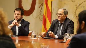 Más madera, es la guerra: Cataluña se prepara para la inminente inhabilitación de Torra y un cambio de president
