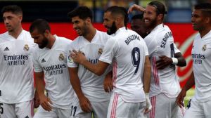 El Madrid se va líder al parón de selecciones y el Barça de Koeman muestra sus límites