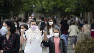 España suma 23.480 nuevos contagios y 139 fallecidos desde el viernes