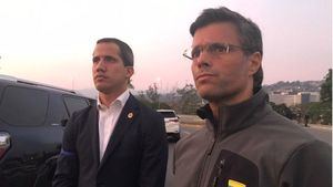 El líder opositor Leopoldo López llega a Madrid tras abandonar Venezuela