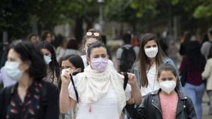 Coronavirus España: Sanidad notifica 16.233 nuevos casos y 252 muertes