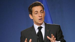 Juicio histórico en Francia: Sarkozy, expresidente del país, se sienta en el banquillo de los acusados