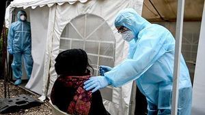 Estados Unidos podría empezar a vacunar masivamente contra el coronavirus el próximo lunes