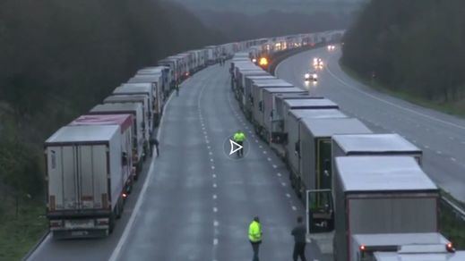 El drama de los transportistas españoles bloqueados en Reino Unido podría alargarse hasta nochevieja