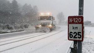 2021 comienza con frío y nieve: 13 comunidades en alerta amarilla o naranja