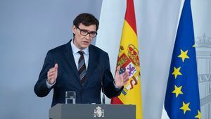 El Gobierno confía en las restricciones impuestas por las comunidades, pero alerta: "La pandemia va a peor"