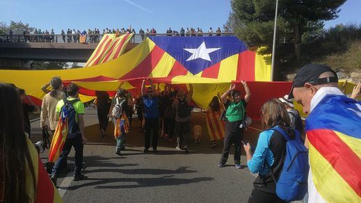 El Gobierno advierte a Cataluña: la suspensión de las elecciones podría ser ilegal pese a la pandemia