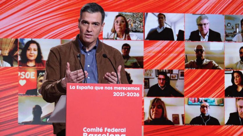 Sánchez: 'Hemos trabajado sin parar para salvar vidas, empleos y empresas'