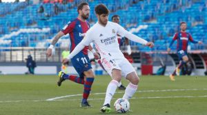 El Madrid se despide de la Liga ante el Levante en un día aciago donde todo salió peor que mal (1-2)