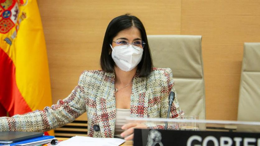 Sanidad pospone la decisión sobre la vacuna de AstraZeneca para mayores de 65 años
