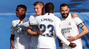 Victoria plácida del Real Madrid ante el Valencia, amargada por otra lesión más de Carvajal (2-0)