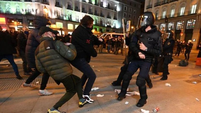 Los disturbios para protestar por el arresto de Pablo Hasel llegan a Madrid