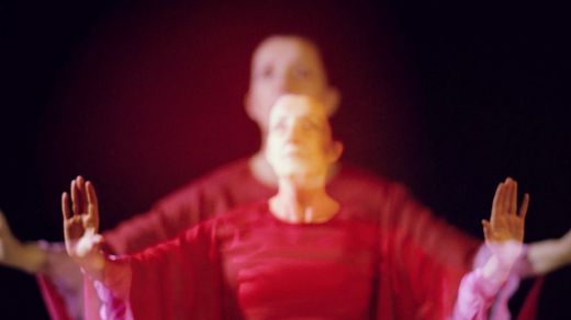 'Andando', un tan sorprendente como polifacético y atractivo espectáculo sobre la vida de Olga de Jenaro... y mucho más