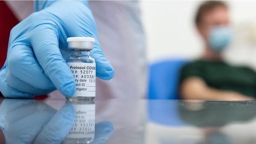 AstraZeneca enviará a la UE menos de la mitad de las vacunas acordadas