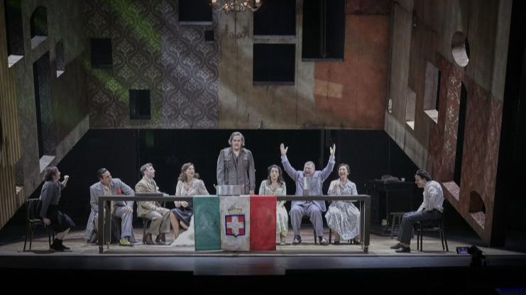 Crítica de la obra de teatro '¡Nápoles millonaria!': la guerra no ha terminado