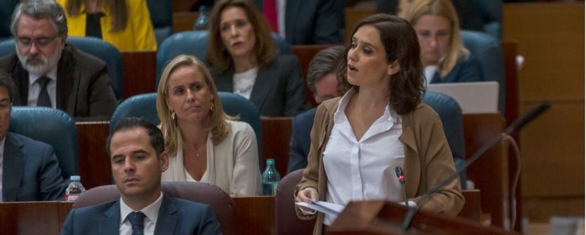 La Asamblea de Madrid admite las mociones de PSOE y Más Madrid contra Ayuso