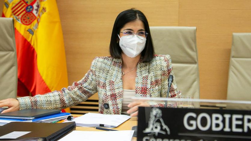 Sanidad y las comunidades acuerdan vacunar con AstraZeneca sólo a mayores de 60 años