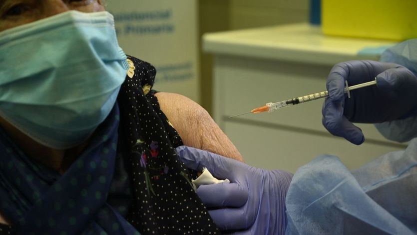 Más de 10,7 millones de personas en España ya han recibido la vacuna contra el coronavirus