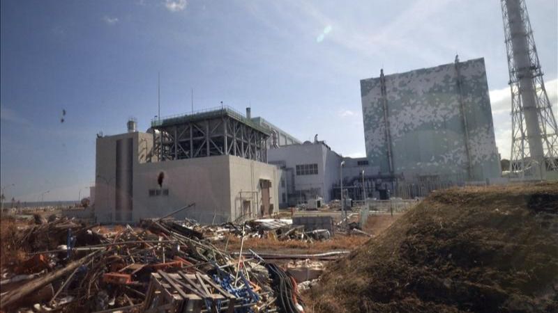 Japón verterá al Pacífico el agua contaminada de la central de Fukushima
