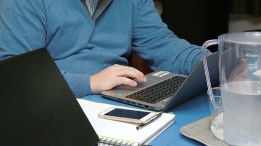 Un año de prisión a un empresario por entrar al correo de su trabajador para buscar motivos para despedirlo