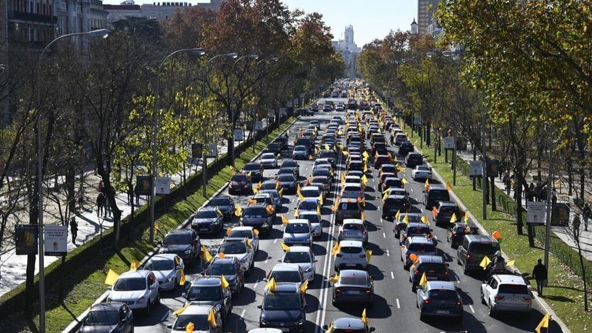El nuevo impuesto que planea el Gobierno y que cabrea a media España: por usar las carreteras