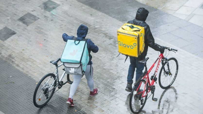 El Consejo de Ministros aprueba la 'ley rider' que obliga a contratar a los repartidores