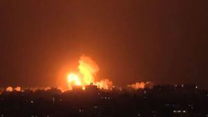 La escalada de violencia no cesa y las bombas israelíes dejan ya 174 muertos en Gaza