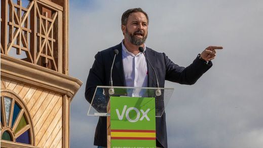 Vox retira su apoyo al gobierno de Juanma Moreno por la acogida de 13 menores de los centros de Ceuta